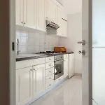 Nikola - Near Town Centre Apartment *