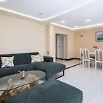 Apartment Nikola - Near Town Centre *